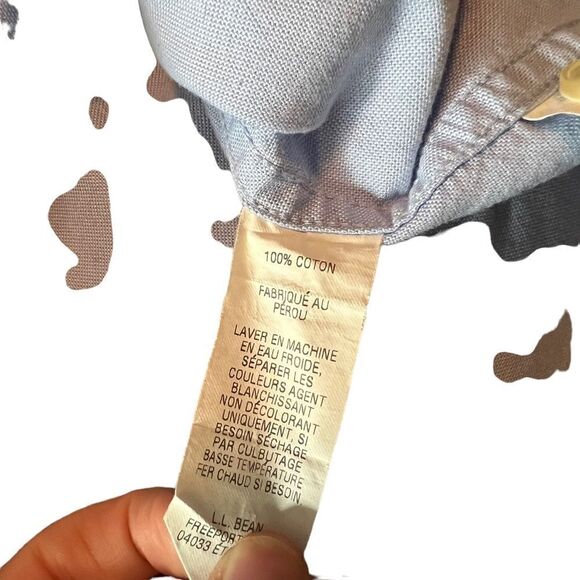 L.L. Bean light blue 100% cotton button down shirt - Picture 4 of 11